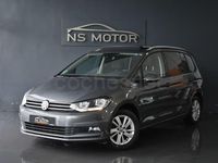 Usado VW Touran Advance 150 CV (110 kW) 2019 Gris / plata Monovolumen