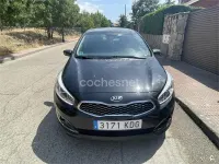 Usado Kia Ceed 100 CV (73 kW) 2017 Negro Utilitario