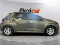 Usado Toyota Yaris Edition 125 CV (91 kW) 2022 Verde Utilitario