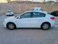 Usado Chevrolet Cruze LT 163 CV (119 kW) 2012 Blanco Berlina