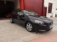 Usado Volvo V40 Kinetic 122 CV (89 kW) 2016 Azul Berlina