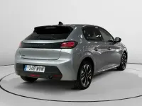 Usado Peugeot 208 Allure 101 CV (74 kW) 2024 Gris Utilitario