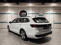 Nuevo VW Passat 150 CV (110 kW) 2025 Blanco Familiar