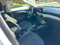 Usado Ford Focus Active X 120 CV (88 kW) 2021 Gris / plata Berlina