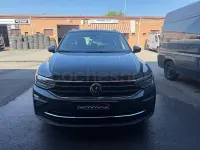 Usado VW Tiguan Life 150 CV (110 kW) 2024 Gris / plata SUV