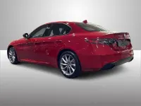 Usado Alfa Romeo Giulia Sprint Sprint 190 CV (139 kW) 2022 Rojo Coupe