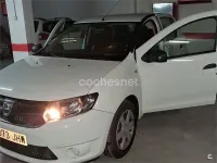Usado Dacia Sandero Ambiance 75 CV (55 kW) 2015 Blanco Berlina