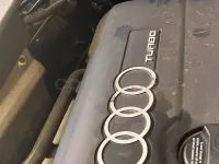Usado Audi A6 150 CV (110 kW) 1999 Azul Berlina