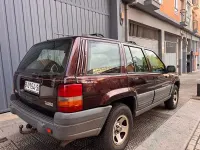 Usado Jeep Grand Cherokee Laredo 115 HP (84 kW) 1996 Vermelho SUV