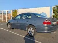 Usado Toyota Avensis Terra 110 CV (80 kW) 2002 Gris / plata Berlina