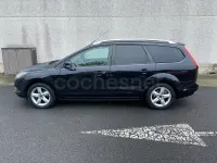 Usado Ford Focus Trend 109 CV (80 kW) 2010 Negro Familiar
