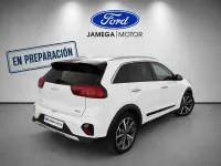 Usado Kia Niro 141 CV (103 kW) 2022 Blanco SUV
