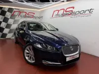 Usado Jaguar XF Luxury 240 CV (176 kW) 2014 Azul Berlina