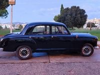 Usado Mercedes 190 87 CV (63 kW) 1966 Negro Berlina