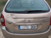 Usado Citroën Xsara Picasso Exclusive 95 CV (69 kW) 2005 Beige Monovolumen