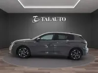 Usado Peugeot 308 Allure 130 CV (95 kW) 2024 Gris