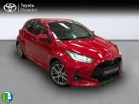 Usado Toyota Yaris Style 116 CV (85 kW) 2025 Rojo Utilitario