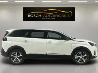 Usado Peugeot 5008 Allure 131 CV (96 kW) 2023 Blanco SUV