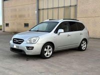Usado Kia Carens Active 140 CV (102 kW) 2008 Gris Monovolumen