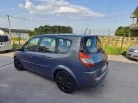Usado Renault Grand Scénic II Dynamique 111 CV (81 kW) 2006 Gris / plata Monovolumen