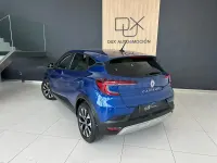 Używany Renault Captur Evolution 145 KM (106 kW) 2022 Niebieski SUV