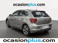 Usado VW Polo Advance 95 CV (69 kW) 2021 Gris Utilitario