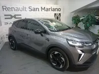 Usado Renault Captur Techno 145 CV (106 kW) 2024 Gris / plata SUV