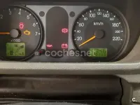 Usado Ford Fusion Trend 80 CV (58 kW) 2003 Verde Utilitario