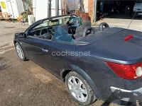 Usado Renault Mégane Cabriolet Dynamique 105 CV (77 kW) 2006 Gris / plata Descapotable