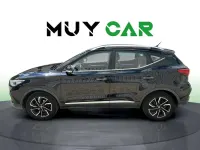 Usado MG ZS Luxury 111 CV (81 kW) 2022 Negro SUV