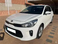 Usado Kia Rio 100 CV (73 kW) 2018 Blanco Berlina