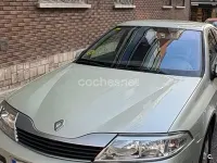 Usado Renault Laguna II Authentique 123 CV (90 kW) 2001 Verde Berlina