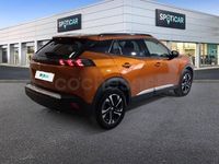 Usado Peugeot 2008 Allure 110 CV (80 kW) 2021 Naranja SUV