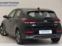 Usado Hyundai i30 100 CV (73 kW) 2024 Negro