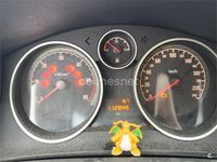 Usado Opel Astra Cosmo 100 CV (73 kW) 2008 Gris / plata Berlina