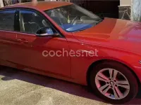 Usado BMW 318 Sport Line 143 CV (105 kW) 2012 Rojo Berlina