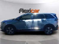 Usado Peugeot 5008 GT 131 CV (96 kW) 2024 Gris SUV