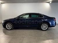 Usado VW Passat Advance 150 CV (110 kW) 2016 Azul Berlina