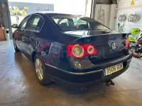 Usado VW Passat Advance 110 CV (80 kW) 2008 Azul Berlina