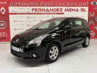 Usado Peugeot 5008 Premium 150 CV (110 kW) 2010 Negro Monovolumen