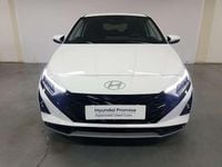 Usado Hyundai i20 101 CV (74 kW) 2024 Blanco Utilitario