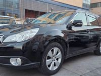 Usado Subaru Outback 167 CV (122 kW) 2010 Negro Familiar