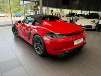 Usado Porsche 718 500 CV (367 kW) 2024 Rojo Descapotable