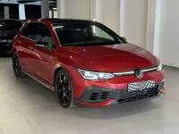 Usado VW Golf VIII GTI 300 CV (220 kW) 2024 Burdeos Utilitario