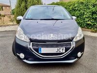 Usado Peugeot 208 Style 82 CV (60 kW) 2015 Gris / plata Utilitario