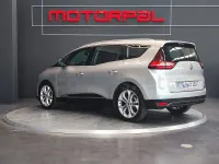 Usado Renault Grand Scénic IV Intens 110 CV (80 kW) 2017 Gris / plata Monovolumen