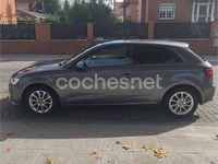 Usado Audi A3 Attraction 125 CV (91 kW) 2013 Gris / plata Berlina