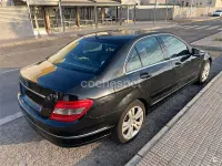 Usado Mercedes C200 Avantgarde 136 CV (100 kW) 2009 Negro Berlina