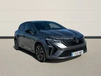 Usado Renault Clio V Techno 100 CV (73 kW) 2025 Gris / plata Berlina