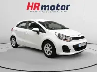 Usado Kia Rio 84 CV (61 kW) 2016 Blanco Utilitario
